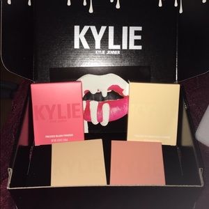 Kylie Cosmetics 3 highlighters and one blush